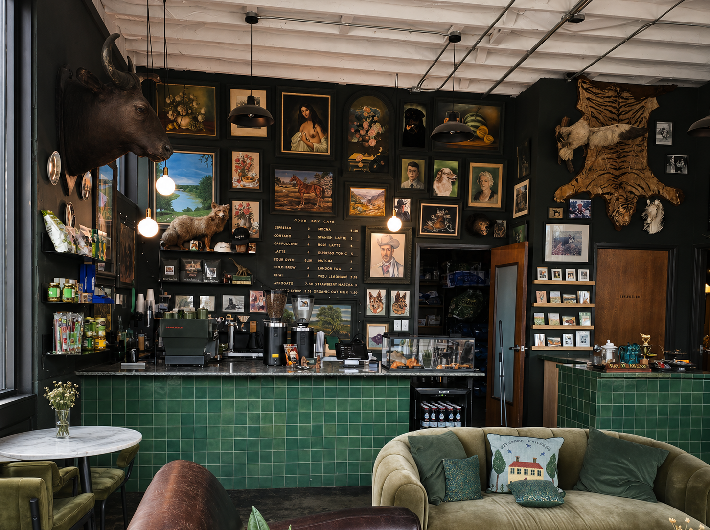 Good Boy Cafe-Tower 22 District